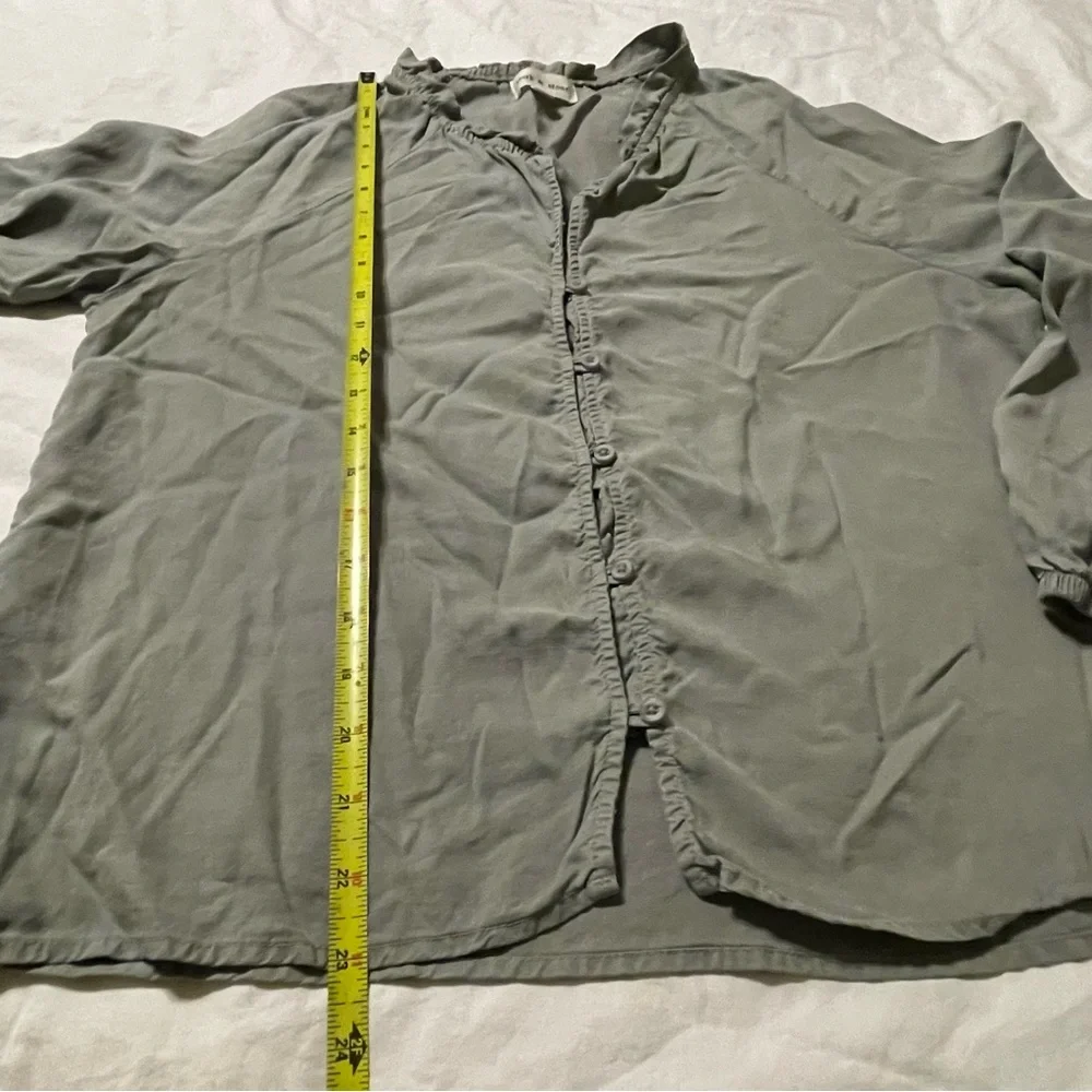 CLOTH AND STONE Green Raglan Ruffle‎ Neck Blouse - Picture 7 of 10